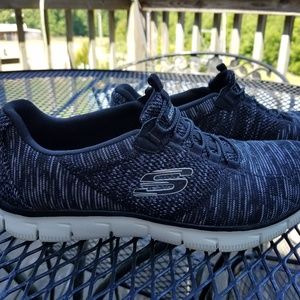 Skechers Relaxed Fit